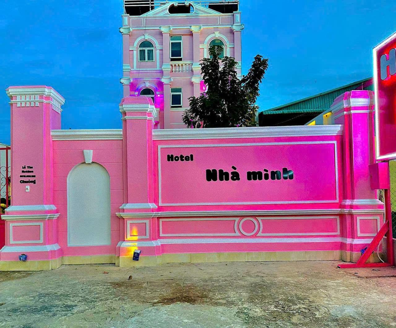 ホテル Khach San Nha Minh Cai Rang エクステリア 写真